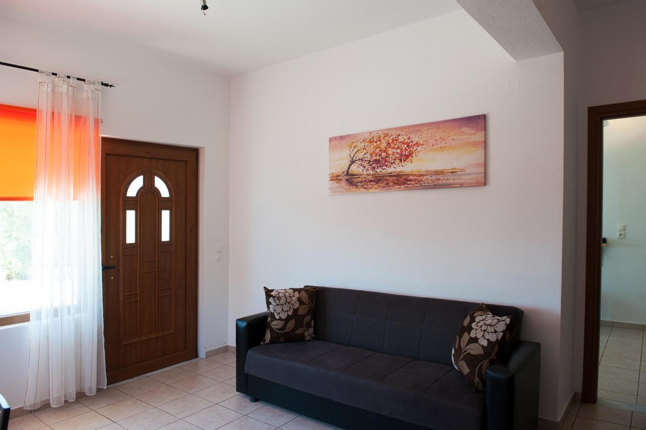 Apartments Villa L&M Skiathos Kalivia  Екстериор снимка