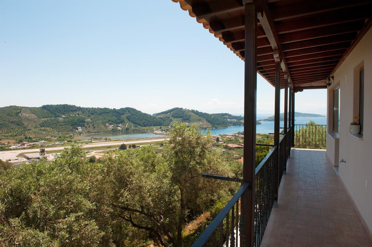 Apartments Villa L&M Skiathos Kalivia  Екстериор снимка